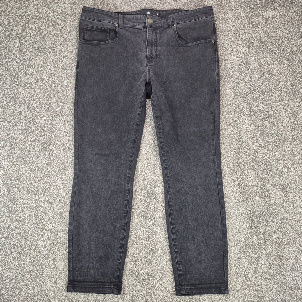 Under 5'10 Jeans Mens 34x26 Black Stretch Tapered Denim Pants